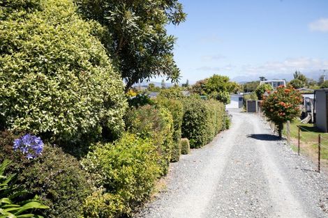 Photo of property in 165 Beach Road, Kaikoura, 7300