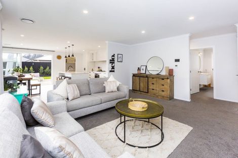 Photo of property in 99 Mawai Hakona Drive, Wallaceville, Upper Hutt, 5018