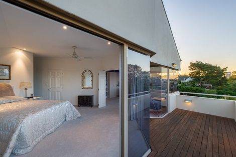 Photo of property in 3/284 Lake Road, Hauraki, Auckland, 0622