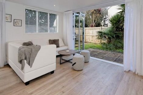 Photo of property in 22e Mead Street, Avondale, Auckland, 1026