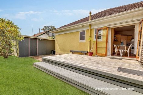 Photo of property in 174 Cook Street, West End, Palmerston North, 4410