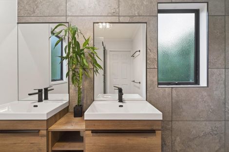 Photo of property in 51b Meadowland Street, Matua, Tauranga, 3110