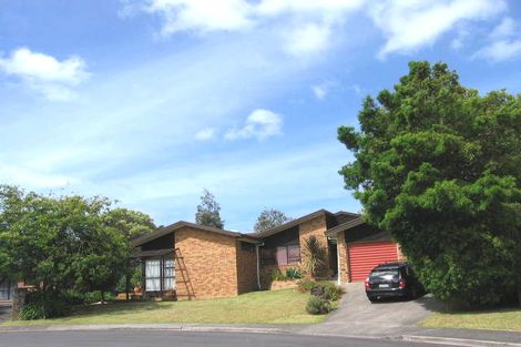 Photo of property in 7 Scorpio Place, Windsor Park, Auckland, 0632