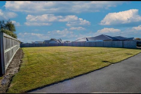 Photo of property in 18 Billington Drive, Halswell, Christchurch, 8025