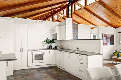 Photo of property in 24/16 Willerton Avenue, New Lynn, Auckland, 0600