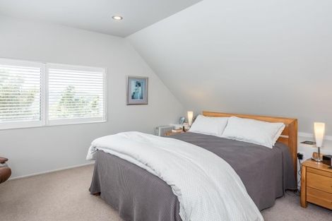 Photo of property in 10 Indus Street, Khandallah, Wellington, 6035