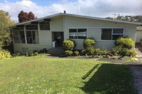 Photo of property in 16 Orton Street, Glenfield, Auckland, 0627