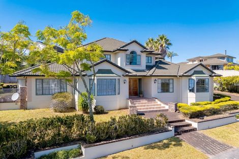 Photo of property in 2/2 Hobie Court, West Harbour, Auckland, 0618