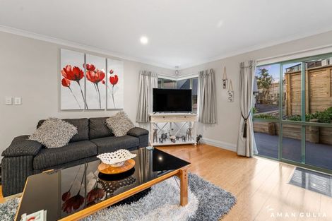 Photo of property in 322b Glenfield Road, Glenfield, Auckland, 0629