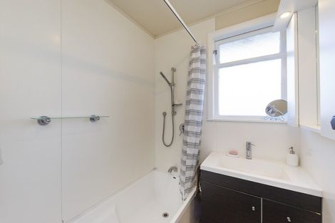 Photo of property in 7 Hendon Place, West End, Palmerston North, 4412