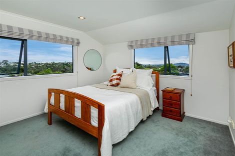 Photo of property in 2/199 Onewa Road, Birkenhead, Auckland, 0626