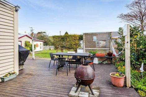 Photo of property in 1 Campbell Street, Hawera, 4610