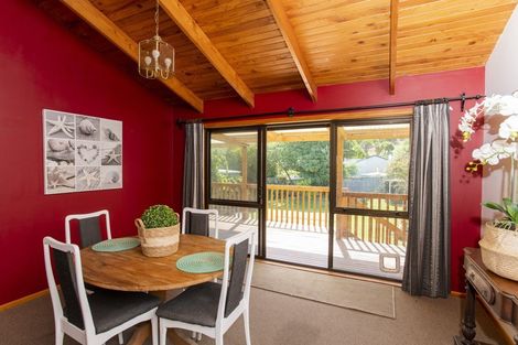 Photo of property in 57 Moana Road, Okitu, Gisborne, 4010