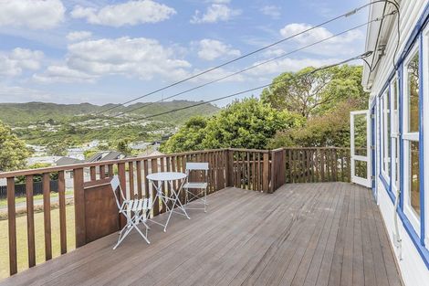 Photo of property in 33 Bankot Crescent, Ngaio, Wellington, 6035