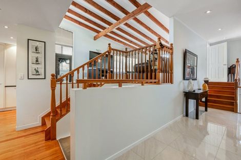 Photo of property in 21 Korotaha Terrace, Rothesay Bay, Auckland, 0630