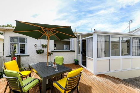 Photo of property in 8 Norman Street, Lower Vogeltown, New Plymouth, 4310