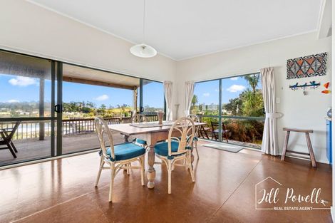 Photo of property in 13 Moana Road, Tinopai, 0593