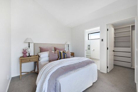 Photo of property in 6 Thirlmere Rise, Northpark, Auckland, 2013