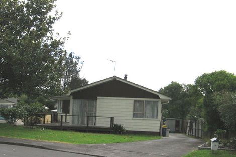 Photo of property in 15 Newland Grove, Henderson, Auckland, 0610