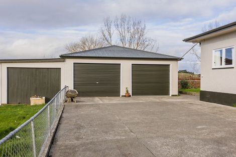 Photo of property in 1 Eagle Street, Waipawa, 4210