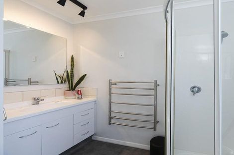 Photo of property in 32b Alexandra Street, Marton, 4710