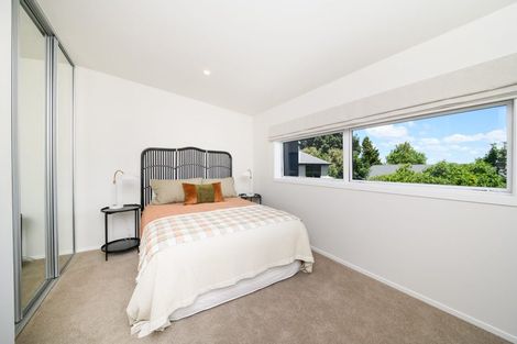 Photo of property in 8 Tuapapa Lane, Roslyn, Palmerston North, 4414