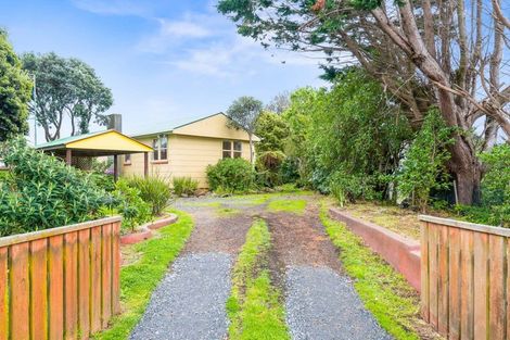 Photo of property in 7 Gawler Street, Te Horo Beach, Otaki, 5581