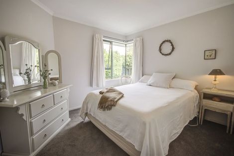 Photo of property in 7 Mckenzie Place, Waikuku Beach, 7402