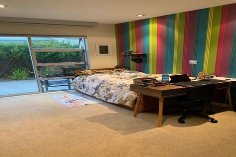 Photo of property in 12 Sackville Street, Fitzroy, New Plymouth, 4312