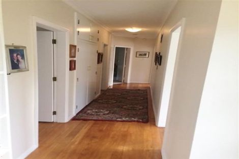 Photo of property in 51 Pukatea Street, Eastbourne, Lower Hutt, 5013