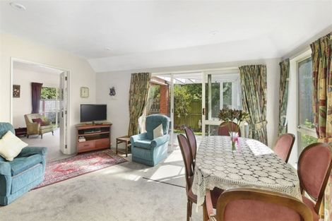 Photo of property in 3 Banff Place, Avonhead, Christchurch, 8042