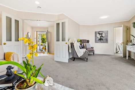 Photo of property in 1 Picasso Drive, West Harbour, Auckland, 0618