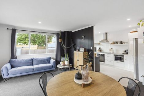 Photo of property in 14 Cypress Grove, Paraparaumu, 5032