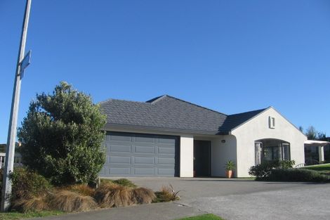 Photo of property in 58a Joseph Banks Drive, Whitby, Porirua, 5024