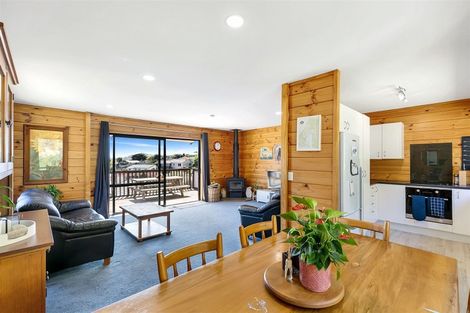 Photo of property in 18c Rose Street, Ranui, Porirua, 5024