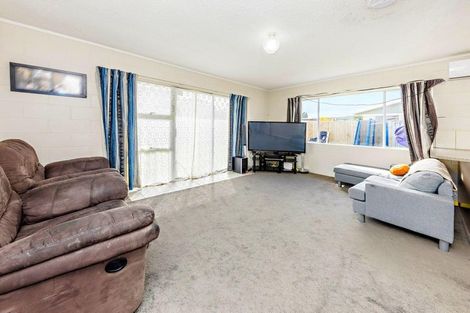 Photo of property in 4/29 South Street, Papakura, 2110