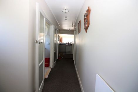 Photo of property in 3 George Street, Dannevirke, 4930