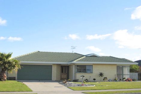 Photo of property in 650 Gloucester Road, Papamoa Beach, Papamoa, 3118