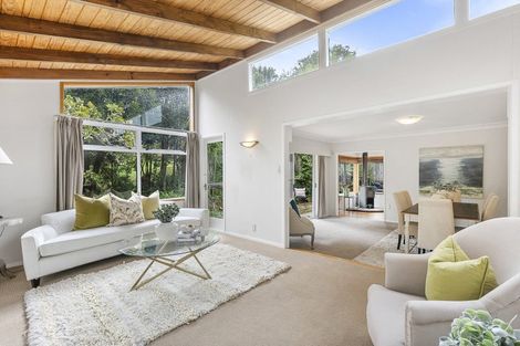 Photo of property in 13 Seymour Road, Mellons Bay, Auckland, 2014