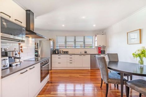 Photo of property in 112 Geddis Avenue, Maraenui, Napier, 4110