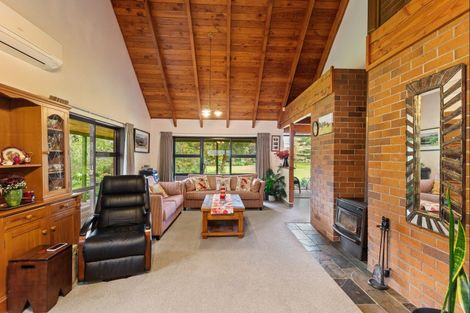 Photo of property in 275 Kimberley Road, Levin, 5571