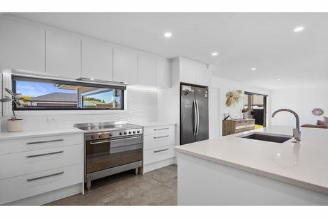 Photo of property in 7 Clonbunny Close, Rolleston, 7614