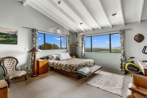 Photo of property in 275 Massey Road, Waipu, 0582