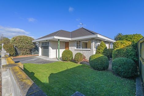 Photo of property in 106 Cook Street, West End, Palmerston North, 4410