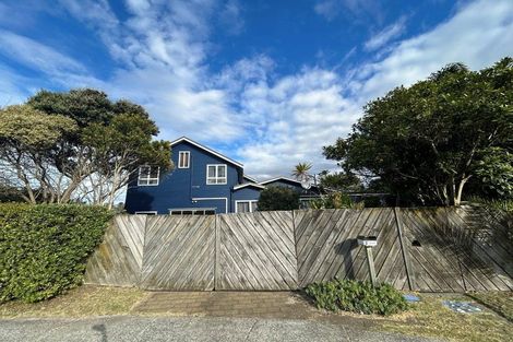Photo of property in 2 Motiti Road, Papamoa Beach, Papamoa, 3118