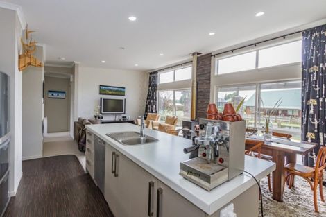 Photo of property in 43 Snowmass Drive, Ohakune, 4625