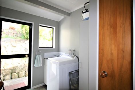 Photo of property in 105 Waireka Place, Whangamata, 3620