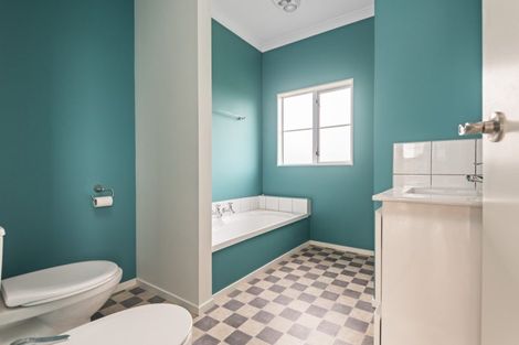 Photo of property in 71 Cashmere Drive, Fitzherbert, Palmerston North, 4410