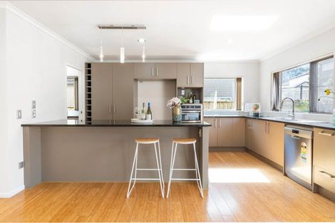 Photo of property in 45 Terrasini Drive, Flat Bush, Auckland, 2019