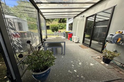 Photo of property in 11a Poneke Drive, Waikanae, 5036